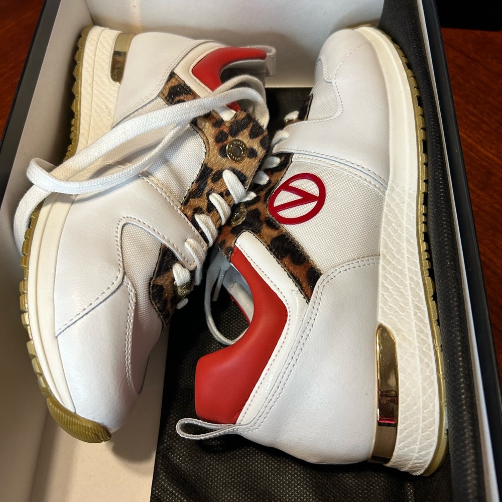Mario VALENTINO Spa Italy Iris White Leather Tennis Shoes Size 8 Valued at $479